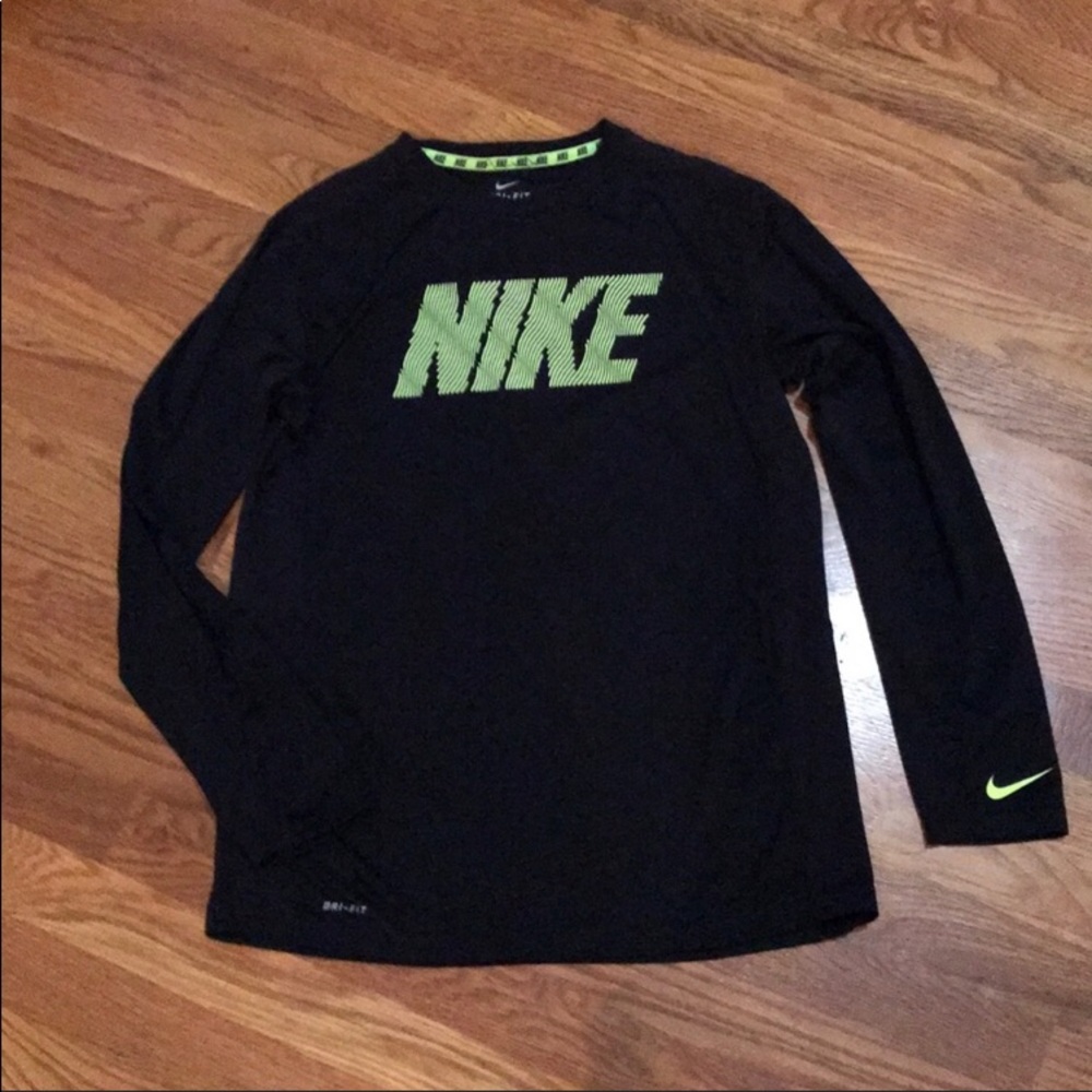 Nike kids XLarge